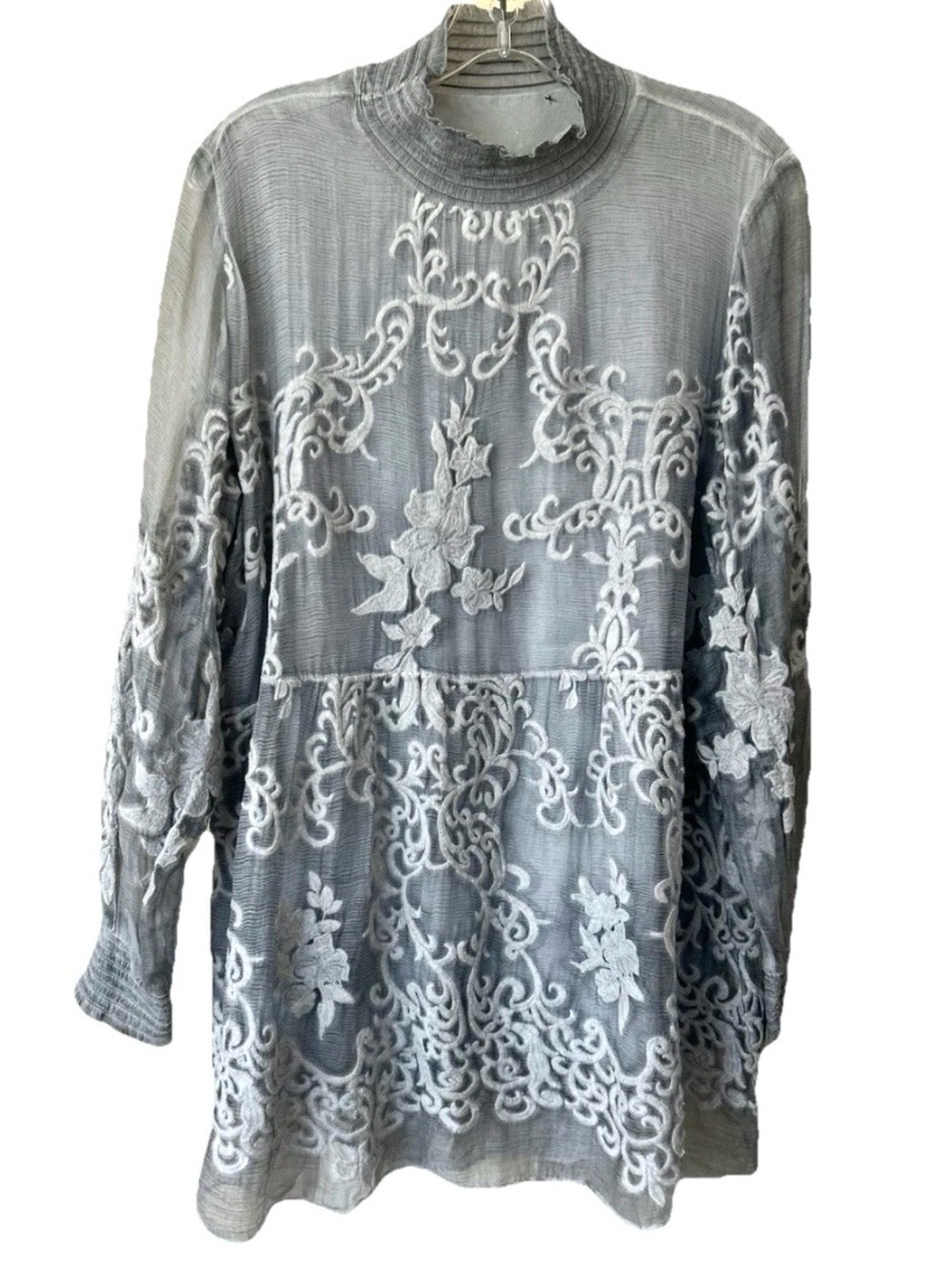 Soft Surroundings Blue Gray Silk Embroidered Boho Tunic Top M
